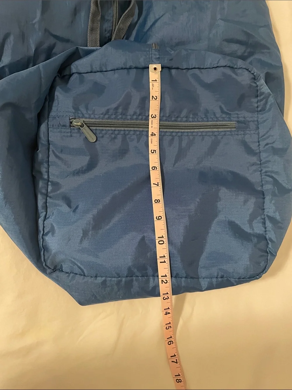 Blue Men’s Lightweight Travel Duffle Bag